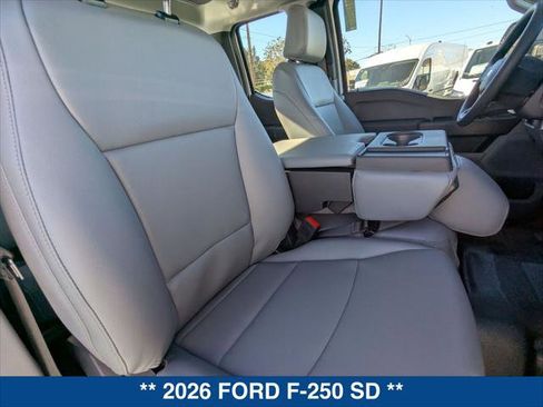 New 2026 Ford F250 XL w/ XL Chrome Package image 21
