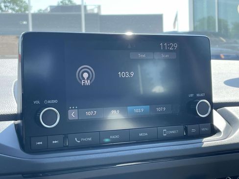 Used 2023 Honda Accord EX image 24