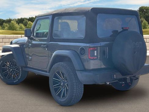 Used 2021 Jeep Wrangler Sport AWD/4WD image 10