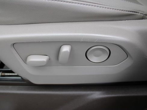 Used 2022 Chevrolet Silverado 1500 LTZ image 27