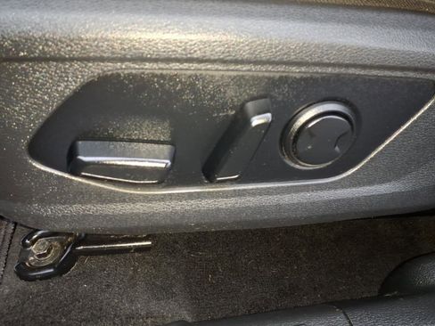 Used 2023 Kia Sportage EX image 9