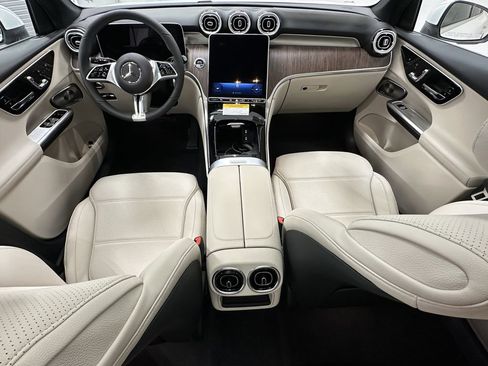 New 2026 Mercedes-Benz GLC 300 4MATIC image 26