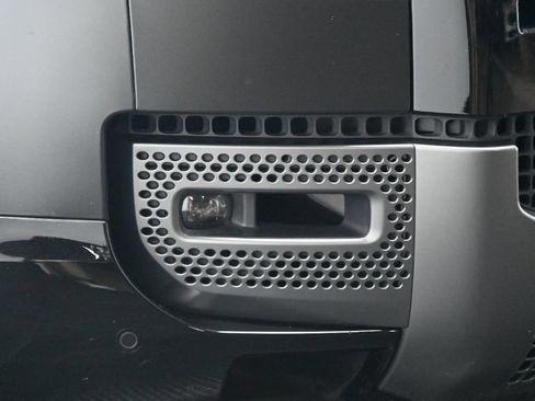 Used 2022 Land Rover Defender 110 Carpathian Edition AWD/4WD image 10