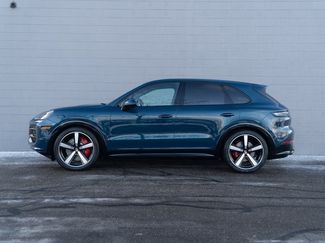 New 2026 Porsche Cayenne GTS video 2
