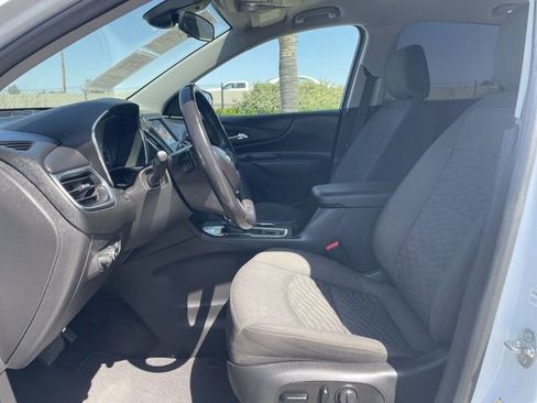Used 2020 Chevrolet Equinox LT FWD image 18