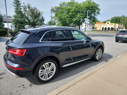 Used 2018 Audi Q5 2.0T Premium Plus w/ Premium Plus Package AWD/4WD image 10