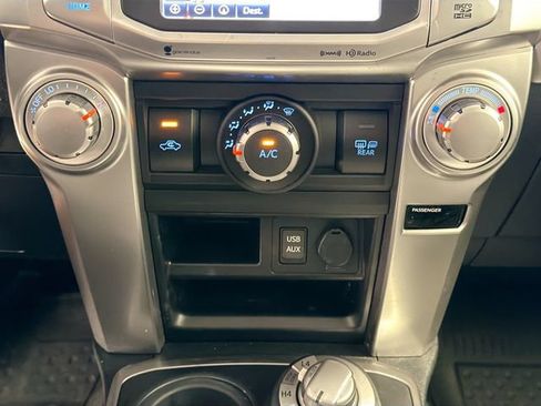 Certified 2017 Toyota 4Runner SR5 AWD/4WD image 14