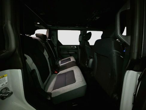 New 2026 Ford Bronco 4-Door AWD/4WD image 34