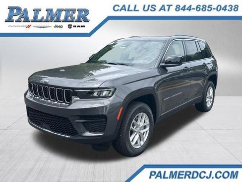 New 2026 Jeep Grand Cherokee Laredo X RWD image 1