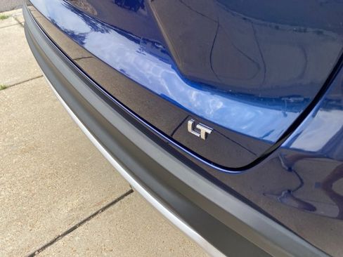 Used 2024 Chevrolet Trax LT w/ Driver Confidence Package FWD image 49