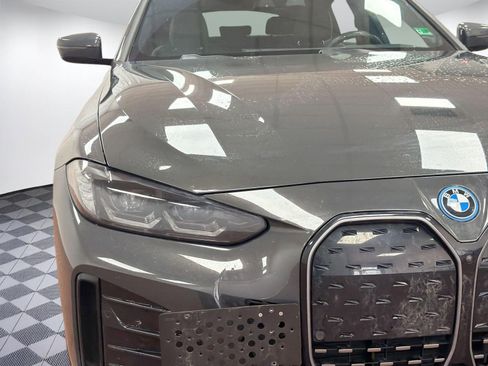 Used 2022 BMW i4 eDrive40 w/ M Sport Package image 8