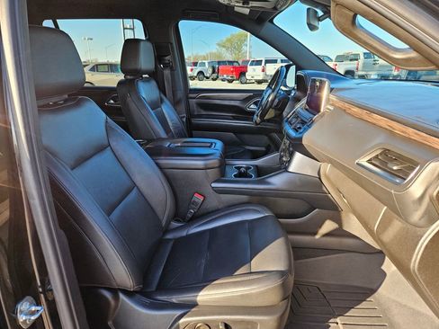 Used 2021 Chevrolet Tahoe LT AWD/4WD image 34