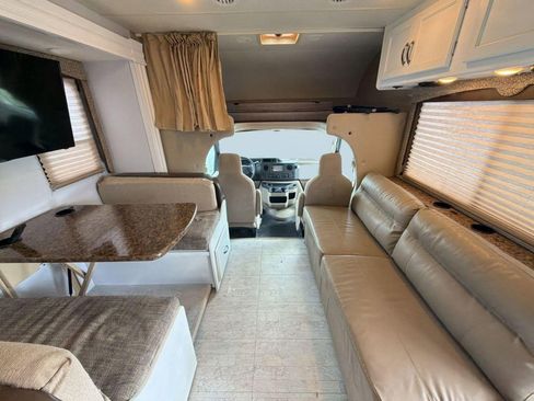 Used 2016 Ford E-450 and Econoline 450 Super Duty w/ Motorhome Prep Package image 8