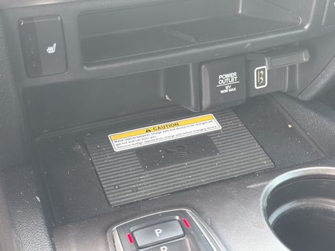 Used 2022 Honda Pilot Special Edition image 13