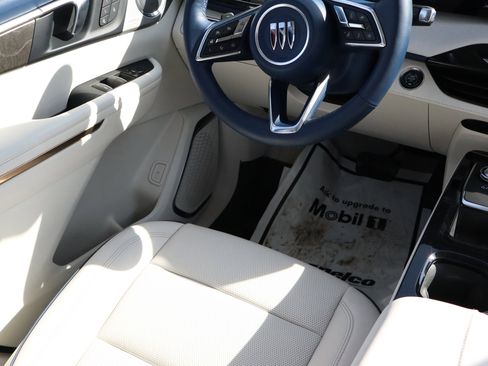 Certified 2025 Buick Enclave Avenir w/ Super Cruise Package image 8