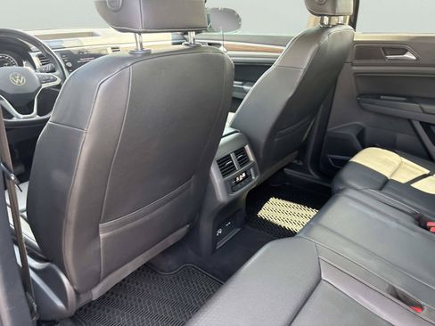 Used 2021 Volkswagen Atlas SE FWD image 15