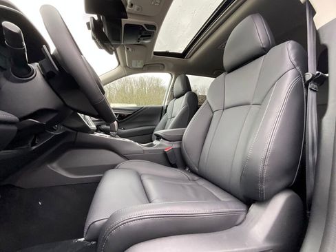 New 2025 Subaru Outback Limited image 11