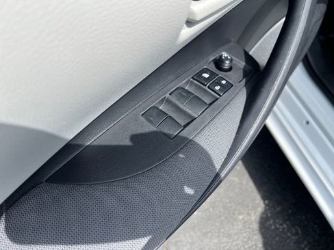 Used 2024 Toyota Corolla LE FWD image 11