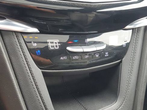 Certified 2021 Cadillac XT6 Sport AWD/4WD image 30