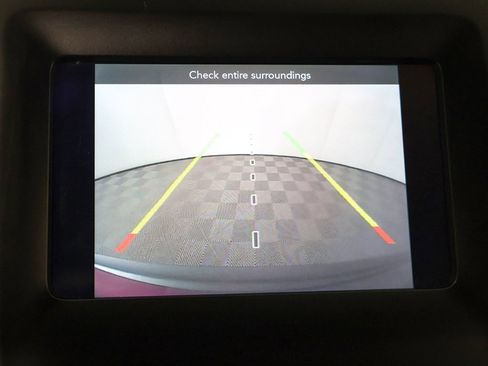 Used 2019 Jeep Cherokee Latitude Plus w/ Cold Weather Group image 43