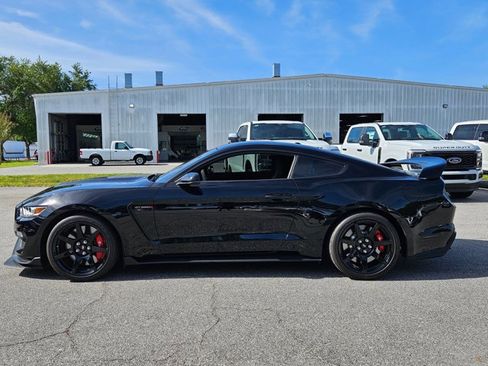 Used 2019 Ford Mustang Shelby GT350R w/ GT350R Equipment Group 920A RWD image 6
