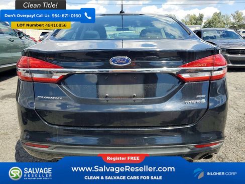 Used 2018 Ford Fusion SE FWD image 8