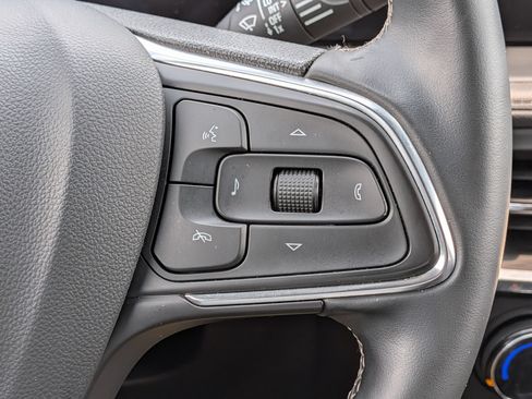 Used 2025 Buick Encore GX Preferred FWD image 19