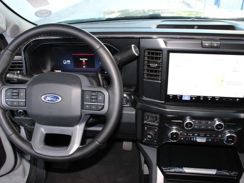 Used 2026 Ford F250 Lariat w/ Black Appearance Package AWD/4WD image 25