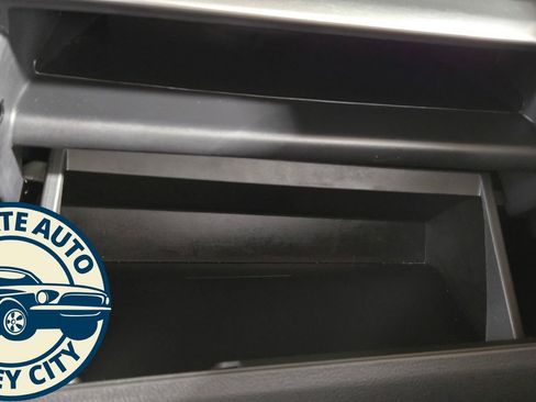 Used 2023 Mitsubishi Eclipse Cross SE image 19