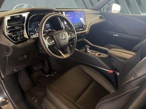 Certified 2025 Lexus TX 350 FWD w/ Technology Package image 10