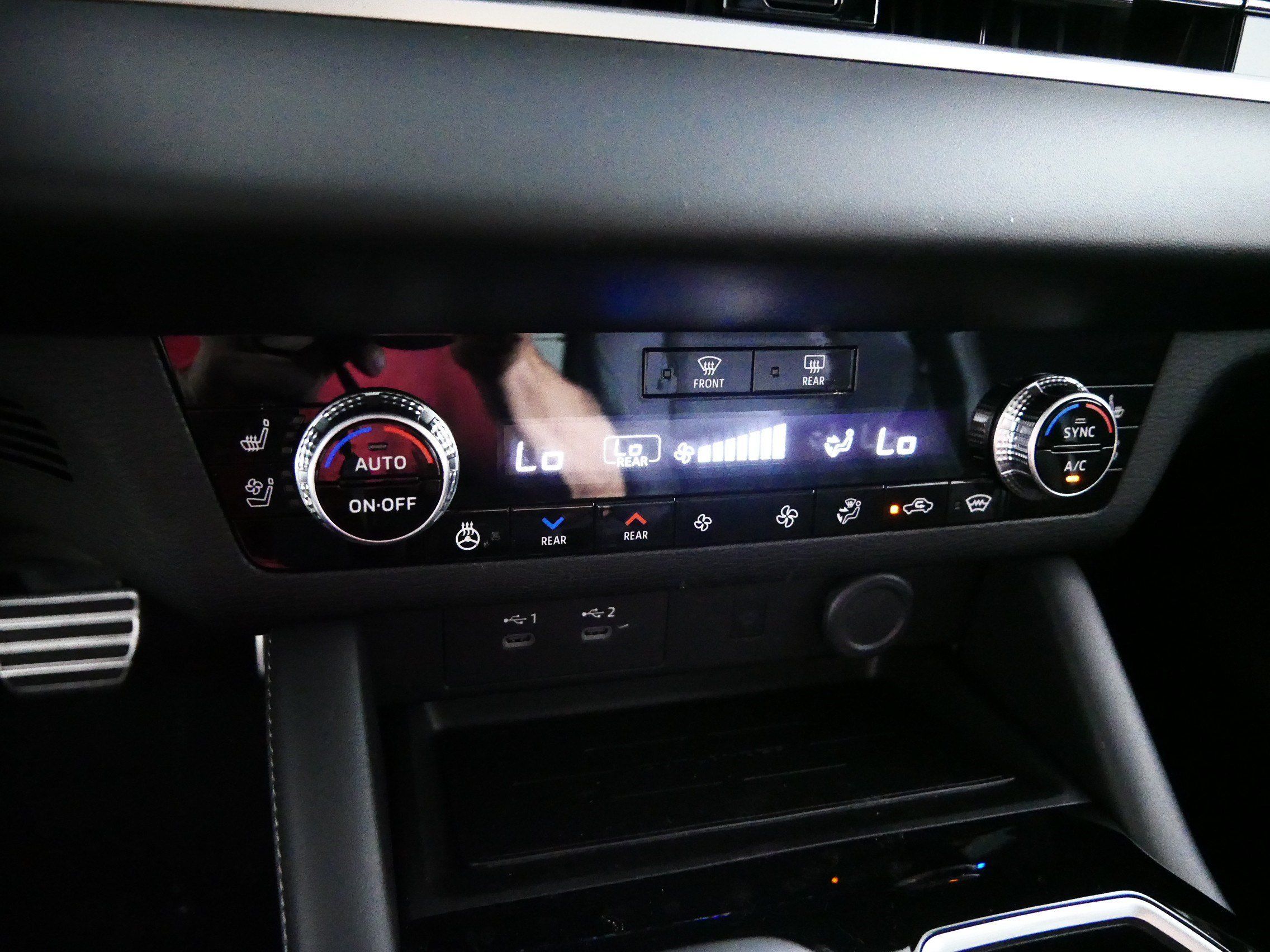 New 2026 Mitsubishi Outlander SEL AWD/4WD image 7