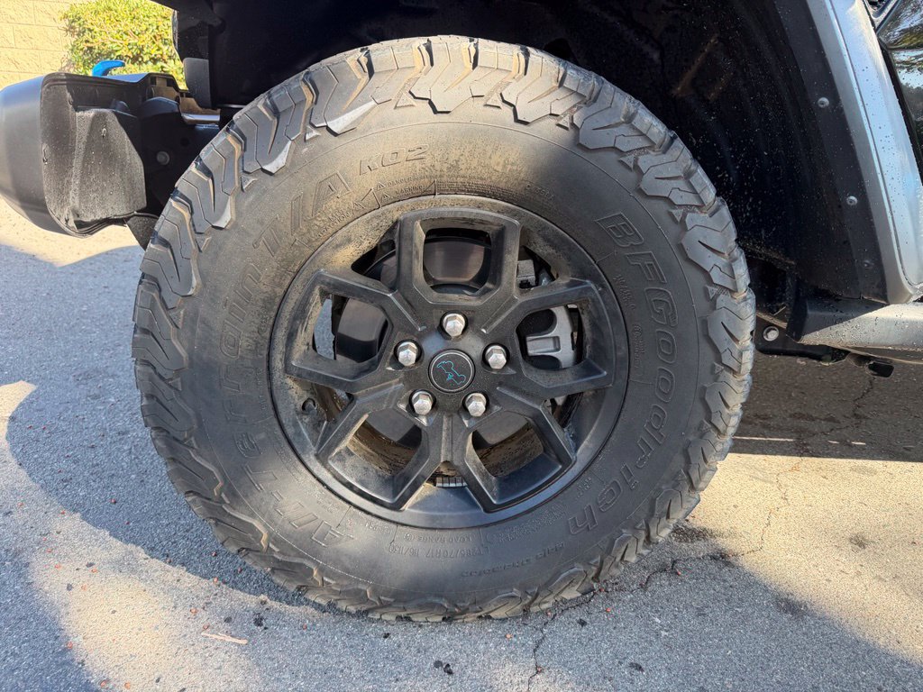Used 2024 Jeep Wrangler Unlimited AWD/4WD image 8