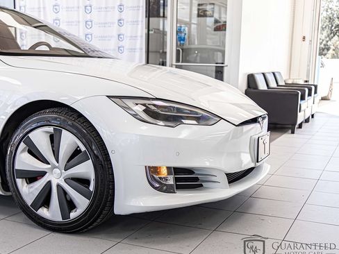 Used 2021 Tesla Model S Performance AWD/4WD image 4