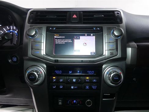 Used 2015 Toyota 4Runner Limited image 36