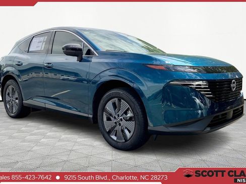 New 2026 Nissan Murano SL image 1