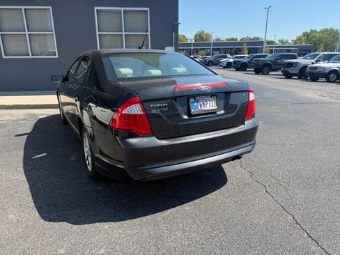 Used 2010 Ford Fusion S FWD image 18