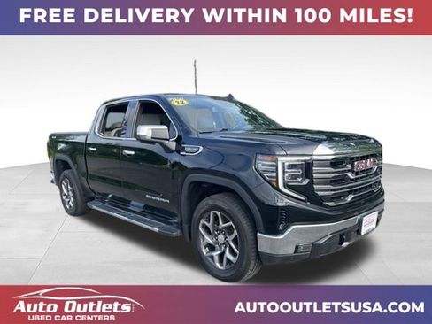 Used 2022 GMC Sierra 1500 SLT w/ SLT Convenience Package AWD/4WD image 1