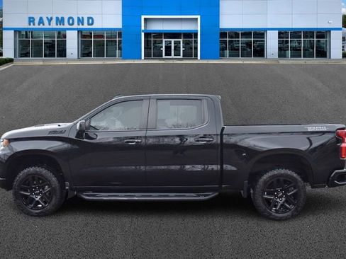 Used 2023 Chevrolet Silverado 1500 LT Trail Boss w/ LT Trail Boss Premium Package image 6