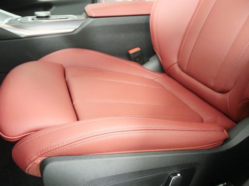 New 2026 BMW 330i Sedan w/ M Sport Package image 9