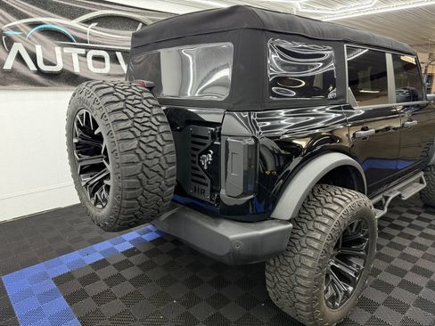 Used 2025 Ford Bronco Big Bend AWD/4WD image 3