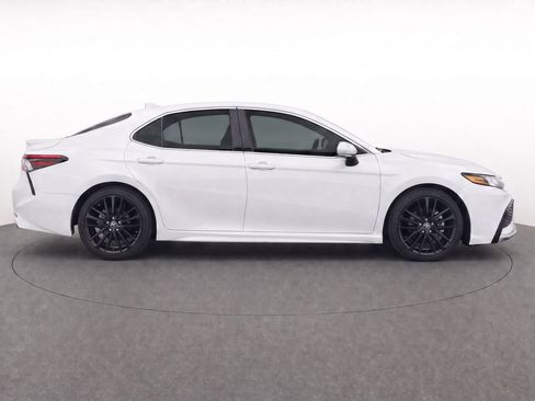 Used 2024 Toyota Camry XSE FWD image 6