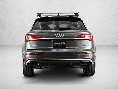Certified 2025 Audi Q5 2.0T Premium Plus w/ Premium Plus Package AWD/4WD image 7