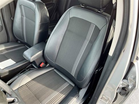 Used 2021 Ford EcoSport SES image 22