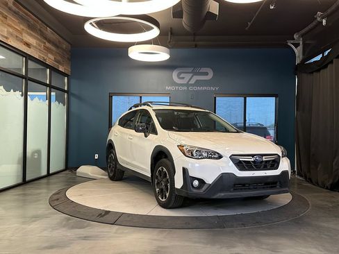Used 2022 Subaru Crosstrek 2.0i Premium w/ Popular Package #4A AWD/4WD image 1