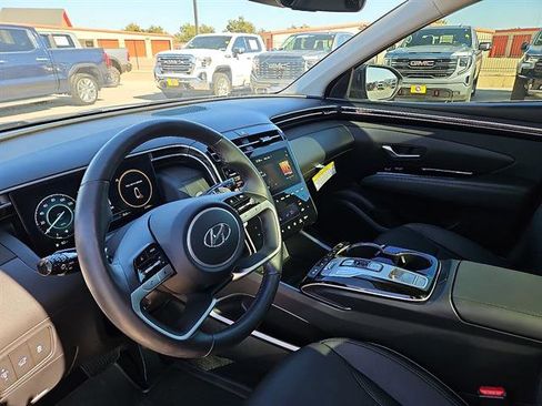 Used 2024 Hyundai Tucson Limited image 12