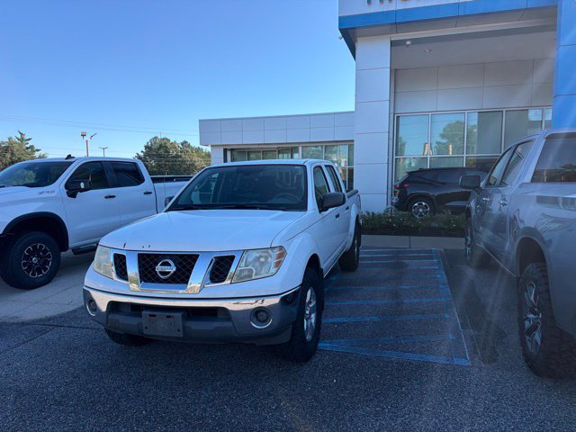 Used 2010 Nissan Frontier SE w/ Moonroof Pkg RWD image 1