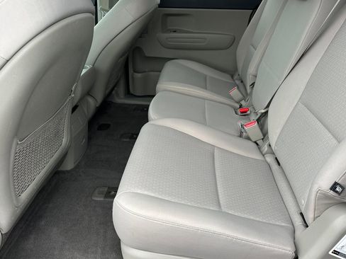 Used 2016 Kia Sedona LX w/ LX Convenience Package image 12