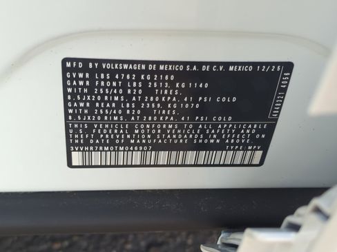 New 2026 Volkswagen Tiguan SE R-Line image 24