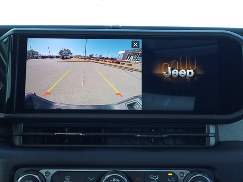 New 2026 Jeep Gladiator Sport AWD/4WD image 21