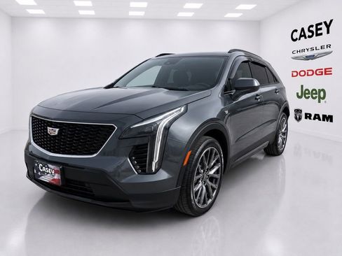 Used 2019 Cadillac XT4 Sport AWD/4WD image 2